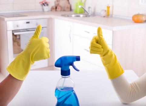 Customer raising a service complaint in a professional setting